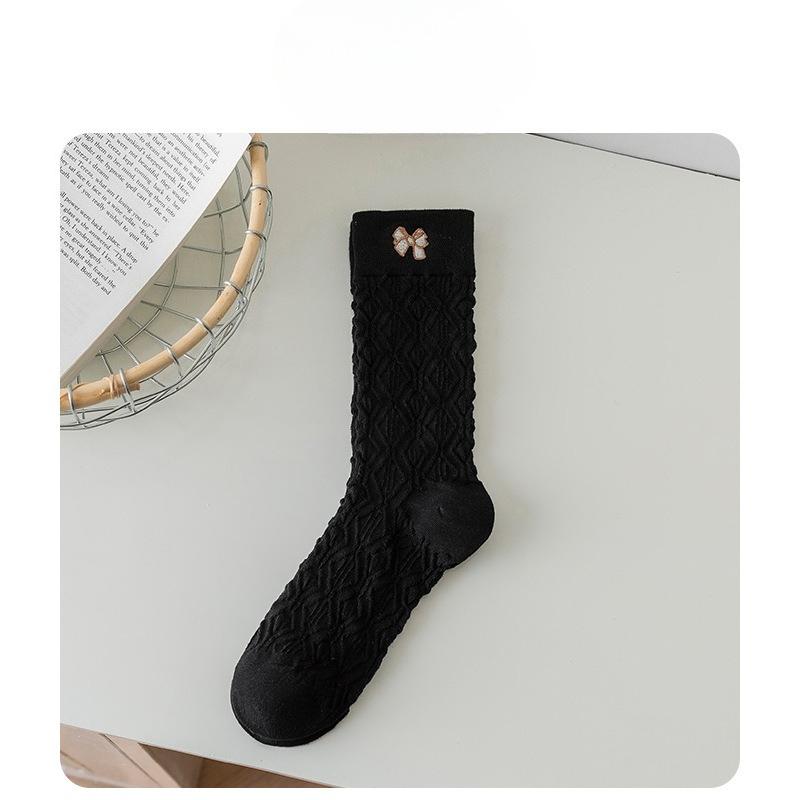 

Носки для девочек, Весенне-осенняя академия, Носки до середины икры, Вышивка мультяшным медведем, Трехмерные жаккардовые хлопковые носки до колена 1 pair чёрный