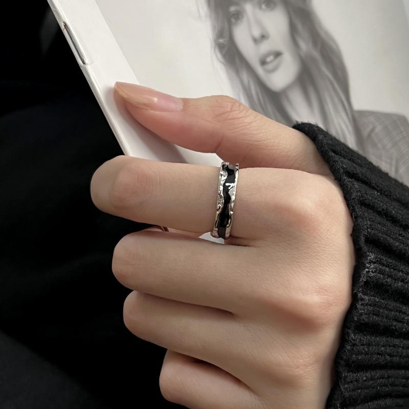 Personality Dark Ring Cold Wind Niche Irregular Design Ring Men And Women Retro Simple Advanced