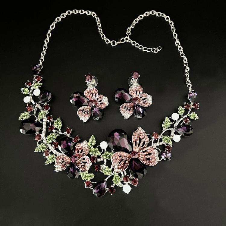 Versatile Flower Inspired Jewelry Set Rhinestones Florals Necklace And Earrings For Fashion Forward Women