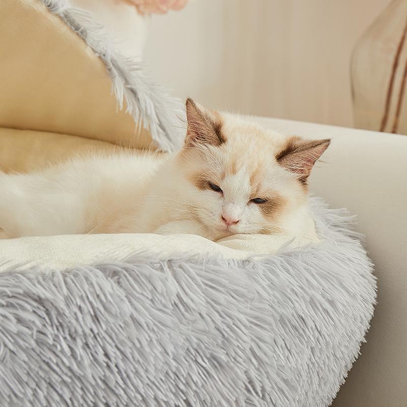Cozy Plush Cat and Dog Bed: Year-Round Semi-Enclosed Shell Design for Warmth and Comfort