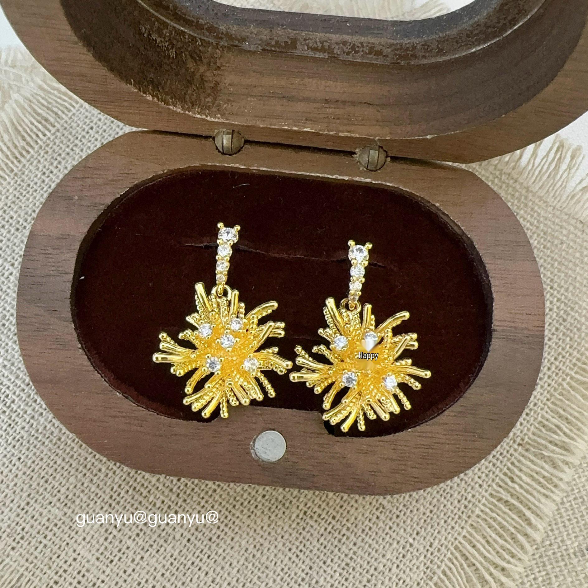 

Elegant Sparkly Zircon Firework Stud Earrings for Women: Light Luxury, Sweet Personality, and Versatile Fashion Accessory