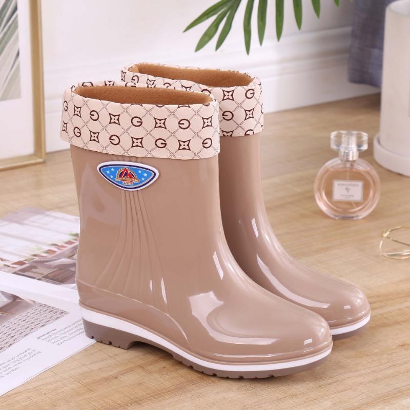 Short Women's Rain Shoes Water Shoes Women's Rain Boots Fashion Waterproof Shoes Kitchen Non-slip Rubber Shoes Work Overshoes Summer