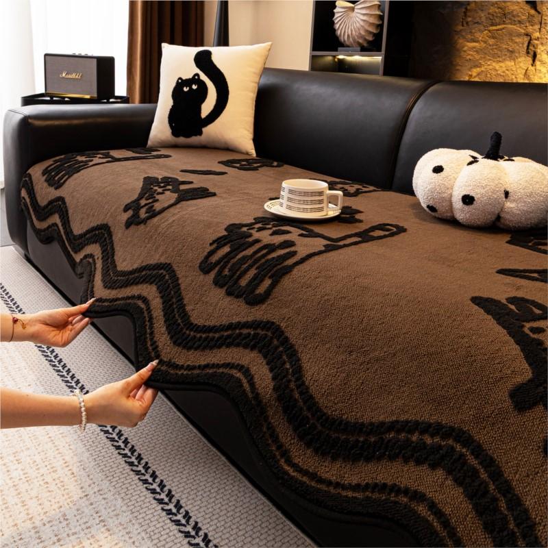 Winter Plush Non-Slip Cute Pattern Sofa Throw Cover Cartoon Dog Sofa Cushion Soft Fuzzy Furniture Protector Couch Pad Mats