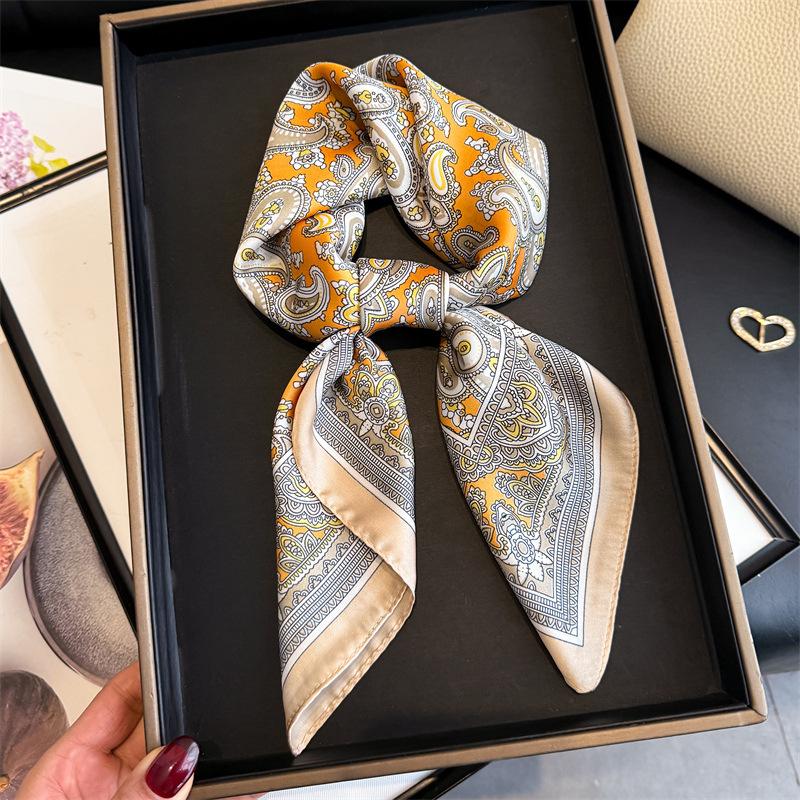 

Female Scarf Turban Hijab Square Print Luxury Bandana Shawl Headscarf Fashion Handkerchief Neckerchief Headband Windproof Wraps 70x70cm