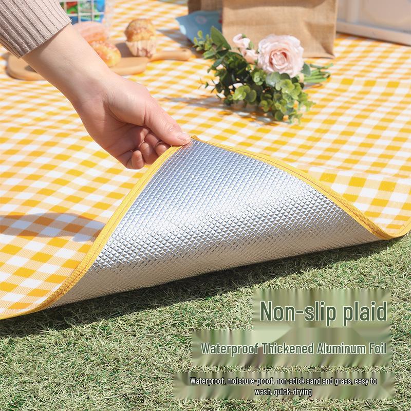 Yellow Plaid Outdoor Picnic Mat: Thickened, Moisture-Proof, Foldable for Camping and Spring Outings