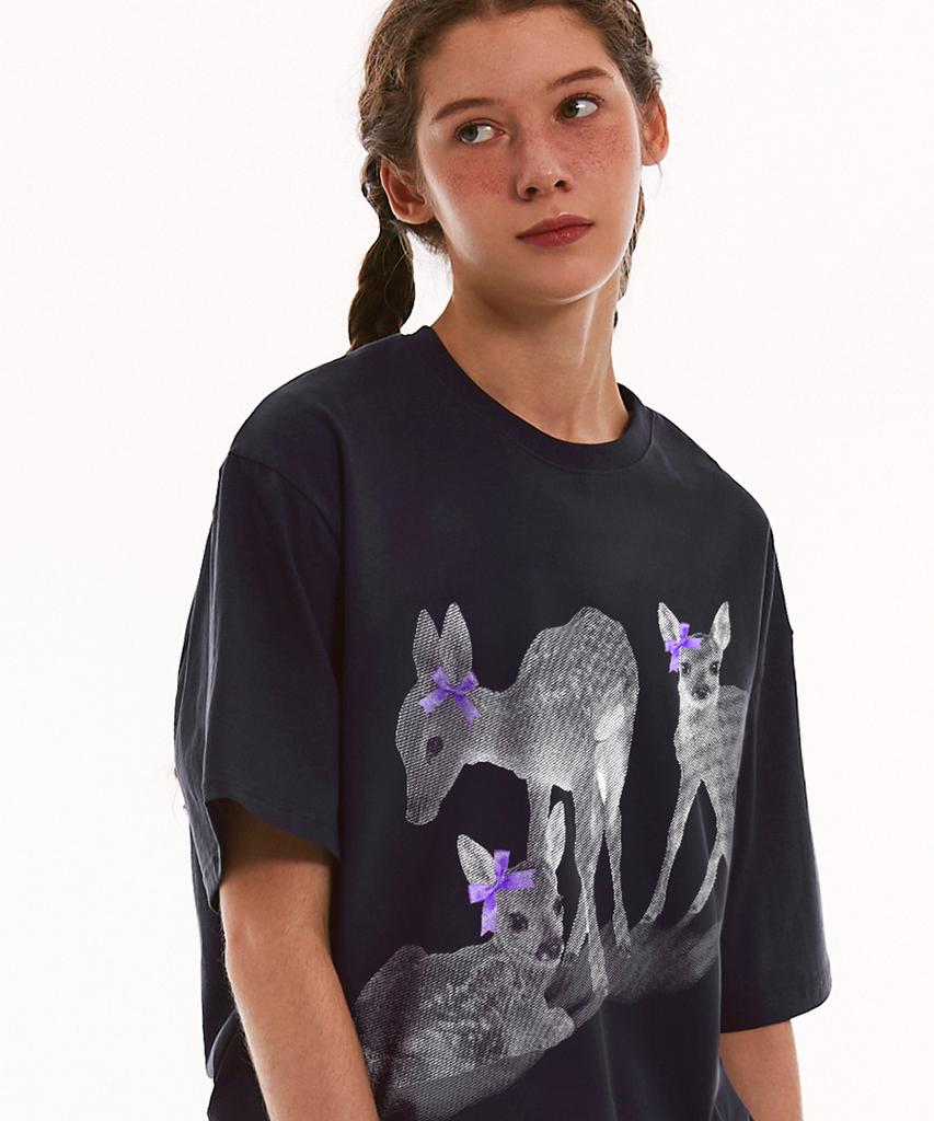 MATCHGLOBE Ribbon Deer Oversized Tee (Navy)