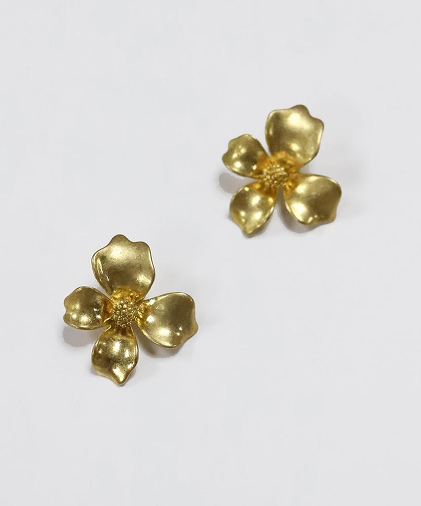 August Harmony Blooming Flower Earrings - Gold