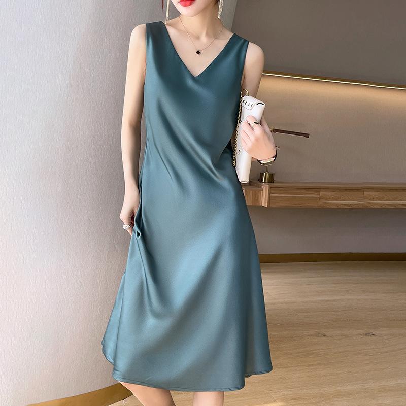 Acetic Acid Satin High-end Summer Suspender Dress for Women with Long Skirts Stylishable and Versatile Sleeveless Temperament Skirt