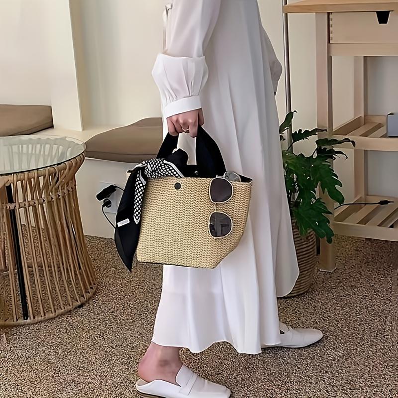 1pc Bohemian Woven Bucket Bag Large Capacity Beach Tote with Magnetic Closure, Durable Fabric for Women, Perfect for Beach, Camping, Picnics