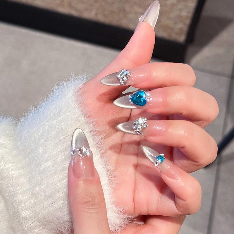 

Xiaohongshu Ocean Heart Nude Handmade Wearable Nails Small S