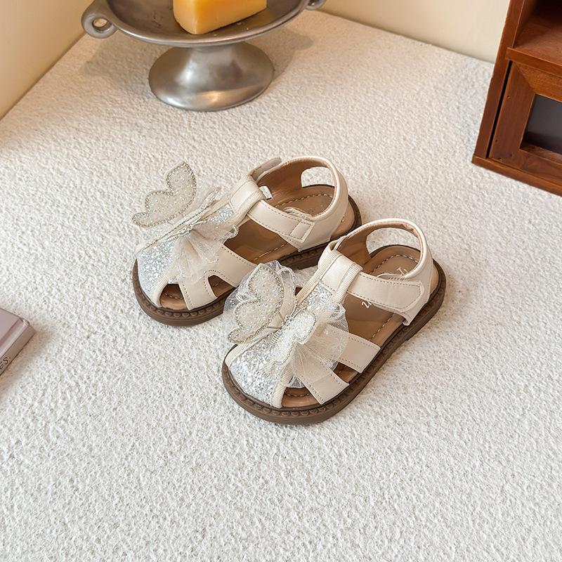 2025 Girls' Sandals Summer New Girl Beach Shoe Anti slip Girl Princess Shoe Three dimensional Child Sandals Versatile Girl Shoes