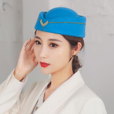 Chapeau d'hôtesse de l'air Insigne brodé élégant Confortable Respirant Décoratif Déguisement Beret en laine pour femmes Hôtesses de l'air Casquette d'uniforme formelle pour spectacle