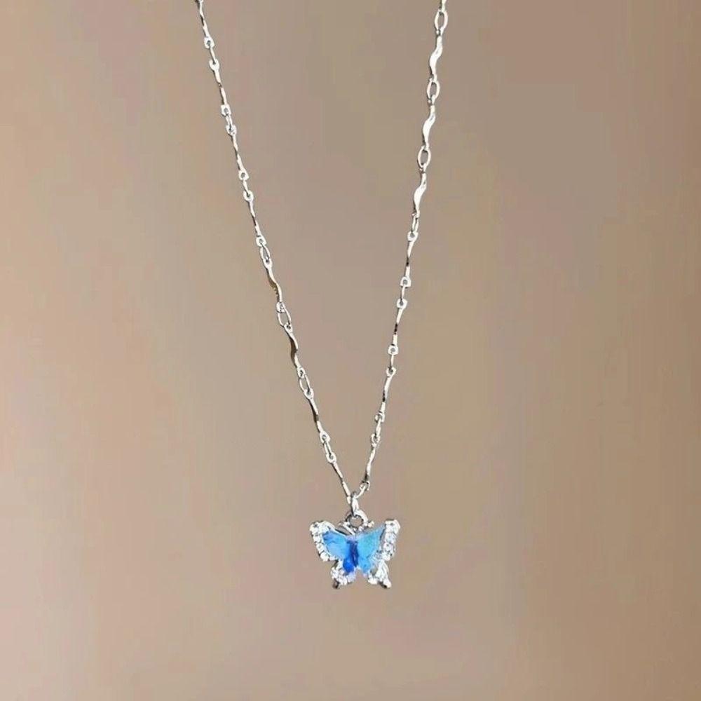 Collier Papillon Simple et Brillant pour Femmes Filles Chaîne Clavicule Ras de Cou Tendance