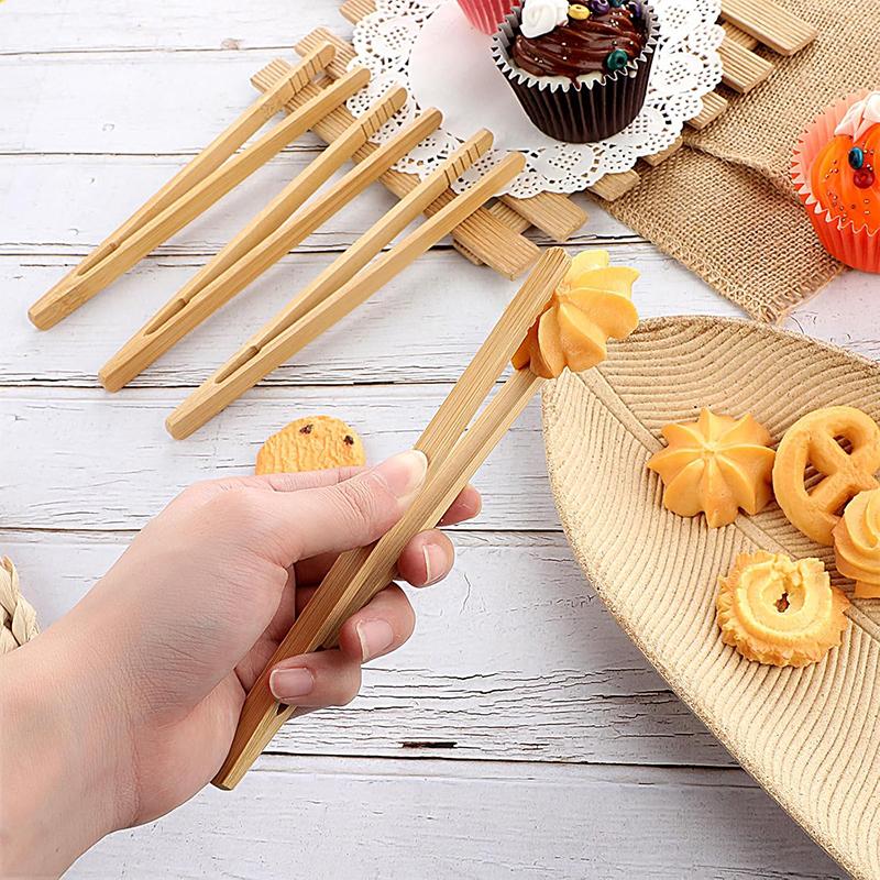 4 Stück Bambus-Toastscheren 18cm Toasterzange Teeklammer Pinzette Bambuszange für BBQ Frittiertes Brot Tee Kochen Küchenzubehör