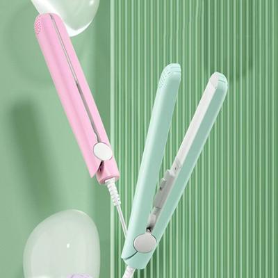 Taşınabilir Kablolu Saç Düzleştirici Hızlı Isınan Elektrikli Bukle Makinesi Düz Kıvırcık Saç Patlamaları Mini Bukle Makinesi Seyahat Kadın Saç Şekillendirme Aracı