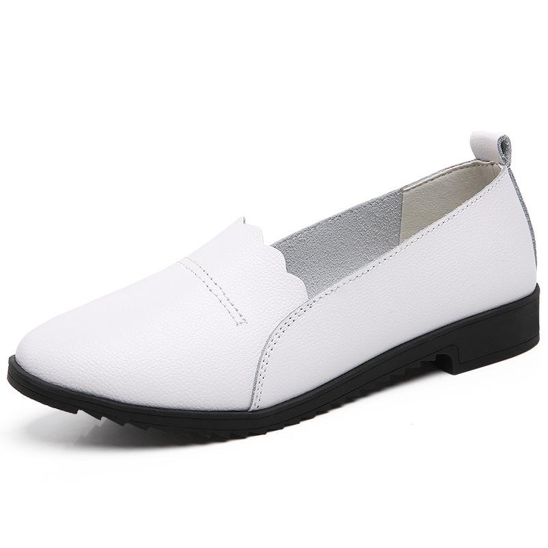 

Spring New Large-size Cowhide Women s Shoes Middle-aged Mother s Shoes Soft Sole Flat Casual Shoes Women s Work Shoes Women 35