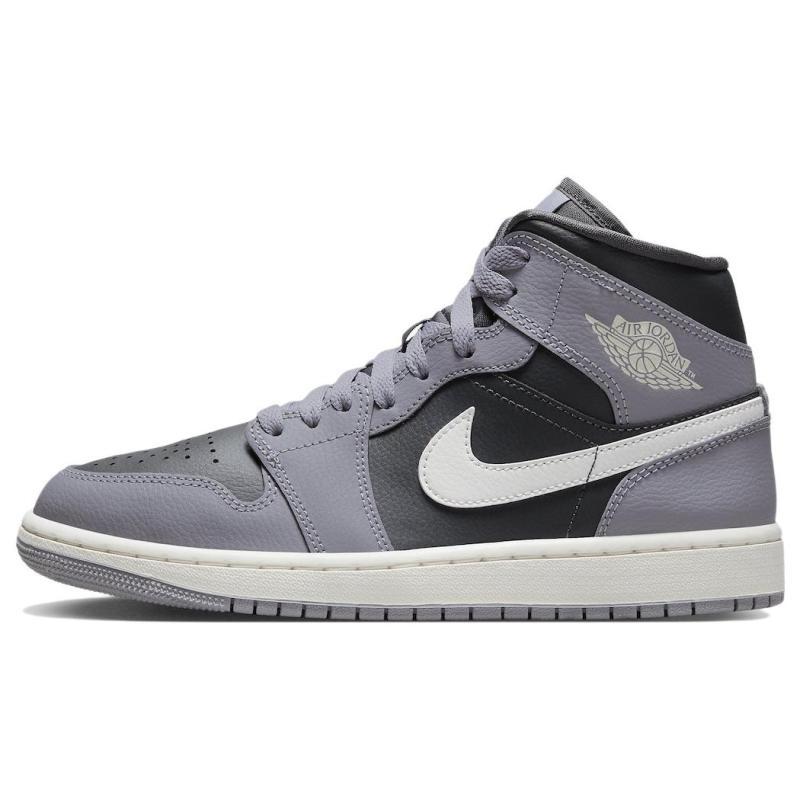 

Женские кроссовки Air Jordan 1 Mid Cement Grey Jordan BQ6472-022 36.5