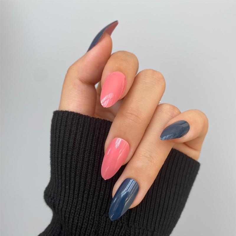 

Removable Short Pink Nail Tips - European & American Style Glue Type