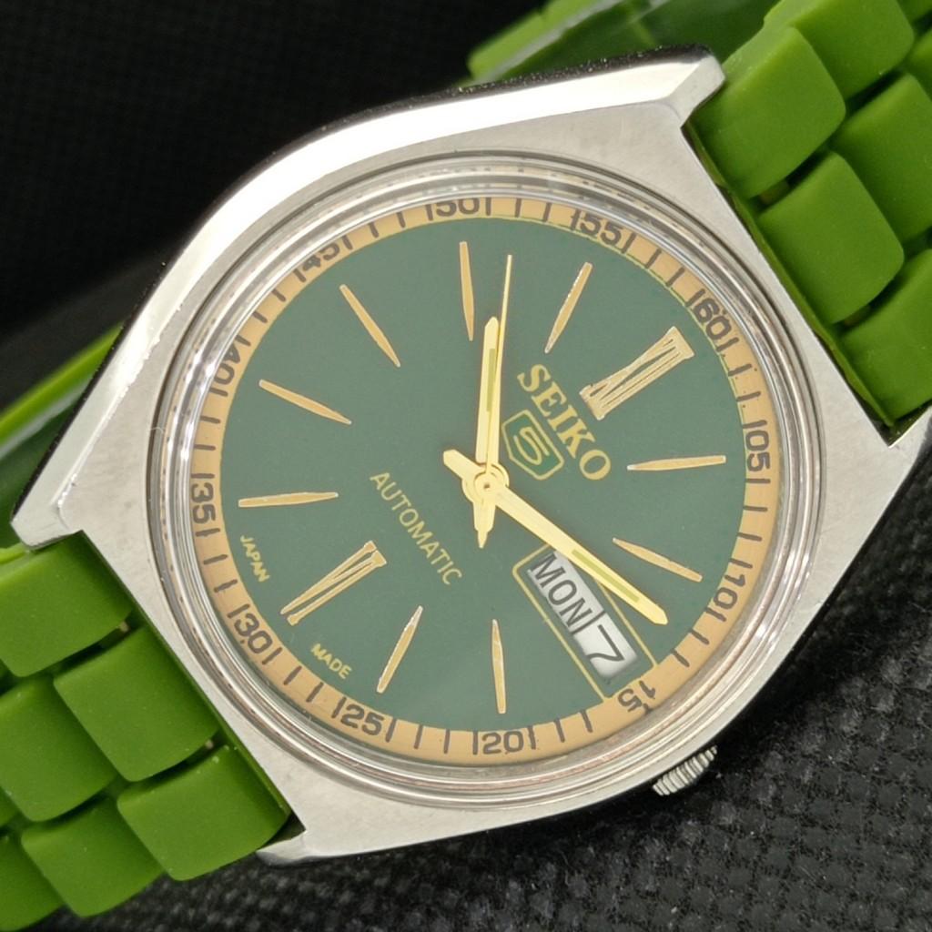 

Б/У SEIKO 5 AUTOMATIC 6309A ВИНТАЖНЫЕ ЯПОНСКИЕ МУЖСКИЕ ЧАСЫ DAY/DATE ЗЕЛЕНЫЕ a302304-2 SKU568f-a302304