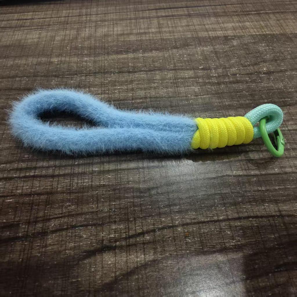 Creative Plush Mobile Phone Wrist Lanyard - Fashionable Anti-Drop Keychain with Single Buckle for Autumn and Winter