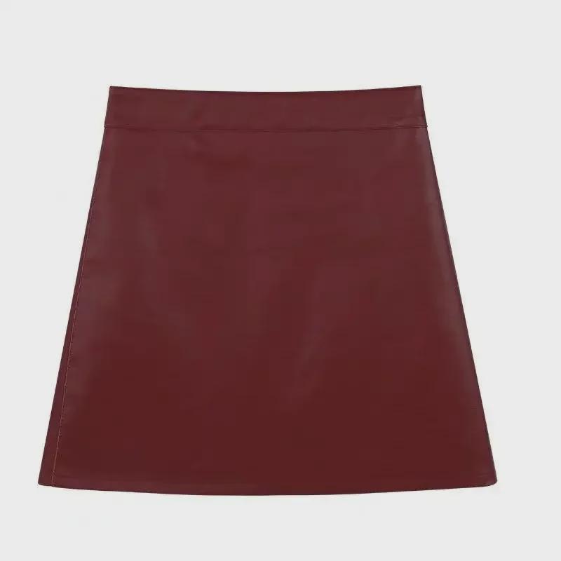 Černá kožená sukně áčkového střihu s vysokým pasem: Ideální na jaro a podzim