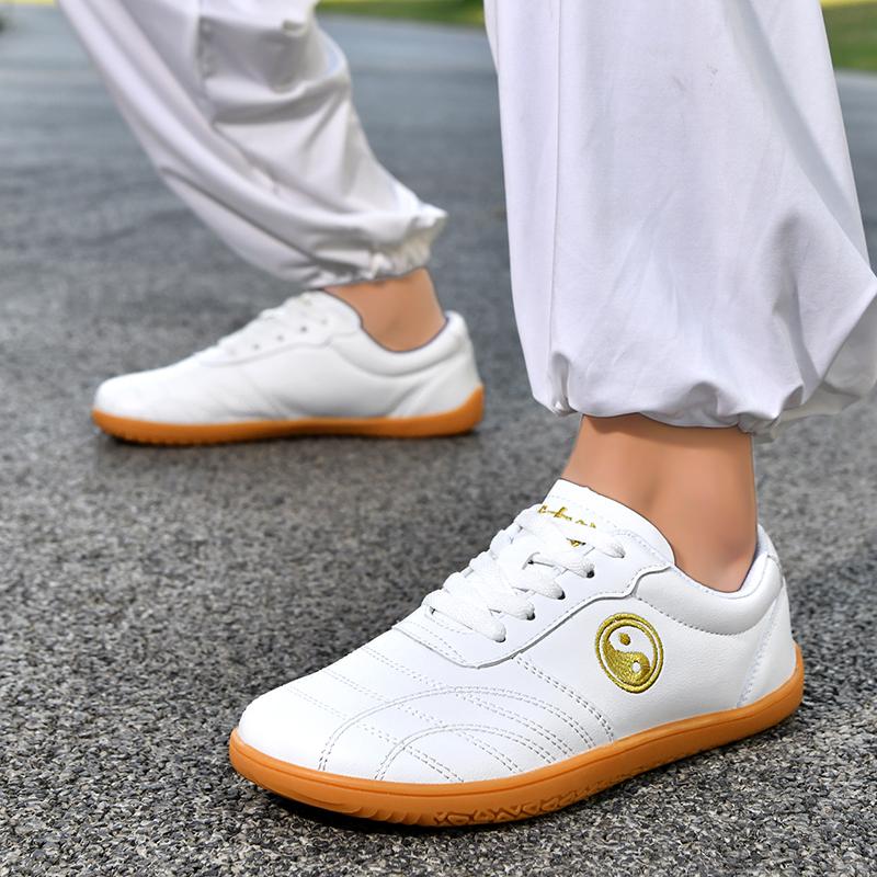 Scarpe Tai Chi da Uomo e Donna Sneakers Flessibili Kung Fu Scarpe Piatte per Camminare Arti Marziali Suola Morbida Bianco Nero