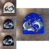 Acryl Strickmütze für Männer Frauen mit Cartoon Delfin Stickdesign für Streetwear