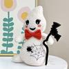 Entzückende Geister-Plüschfigur zur Halloween-Dekoration und als Geschenk. Weich und kuschelig.