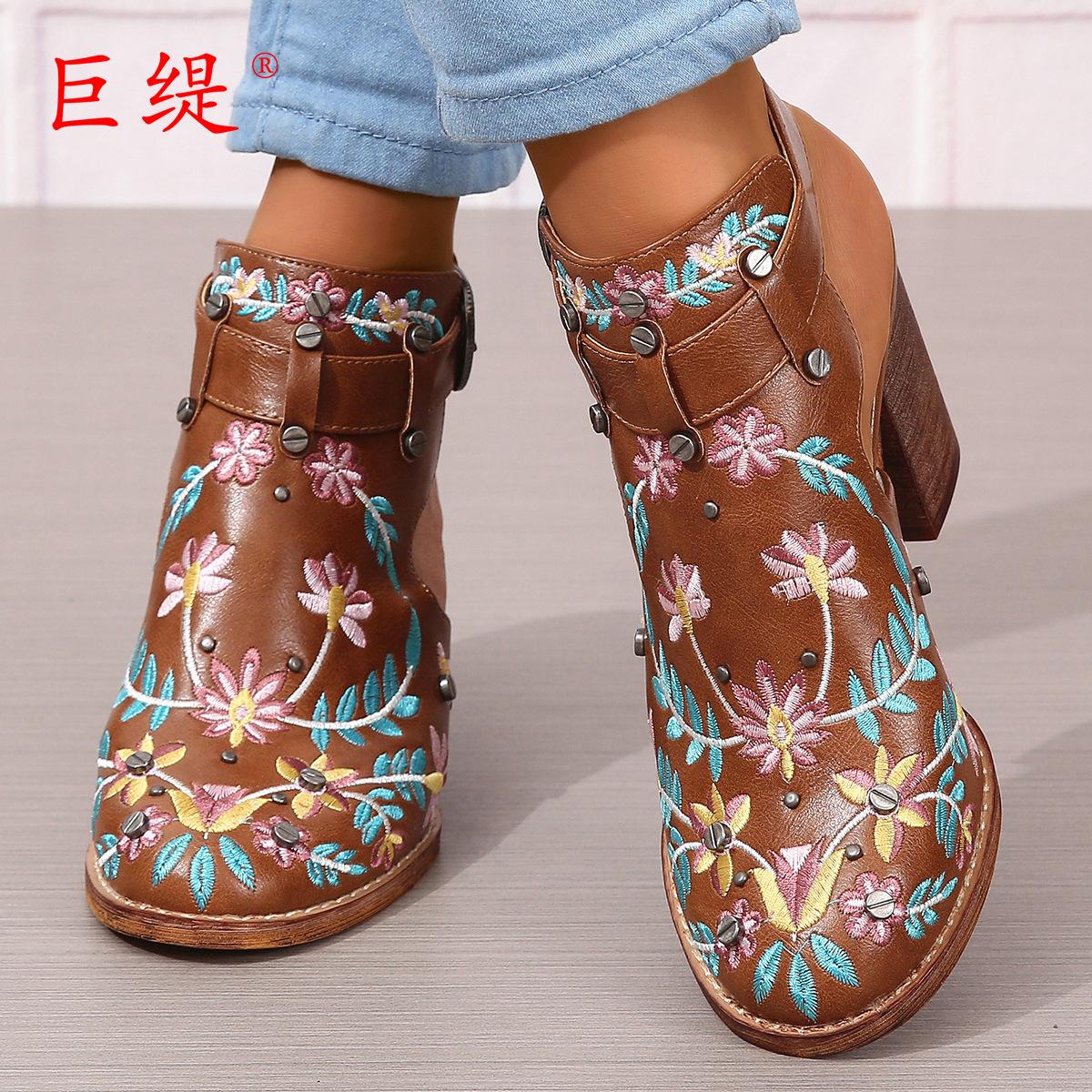 

Новые вышитые заклепки большого размера женские босоножки на толстом каблуке женские босоножки на высоком каблуке с пряжкой женские US code 11