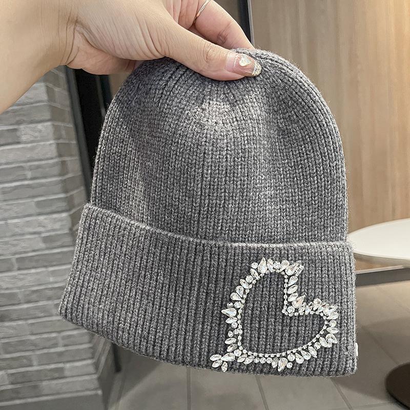 

Autumn and winter Angola rabbit fur wool hat women s fashion simple love rhinestone knitted hat thermal ear protection hat adult average size 55-60cm темно-сірий