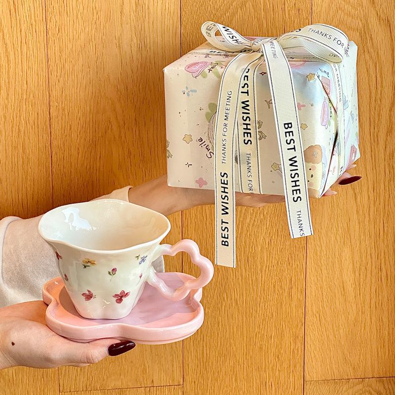 High-value French small floral coffee cup, ceramic cup and saucer set, practical gift box for girls' girlfriends