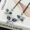 Crystal flower pendant women's Korean version short collarbone chain, European and American necklace sweater chain accessories