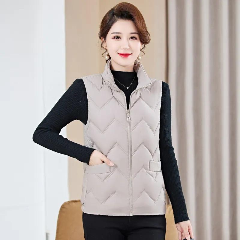 Down Cotton Vest Women's Autumn and Winter Fashion Mother Vest Jacket Loose and Light Vest Vest Warm Cotton Jacket Top