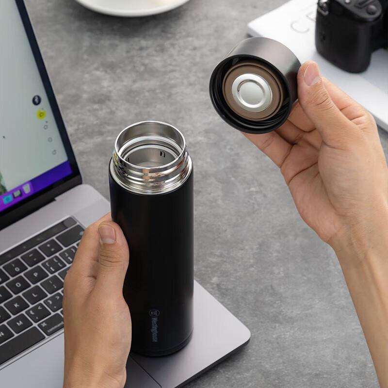 Westinghouse WB461 Smart Temperature Display Insulated Mug