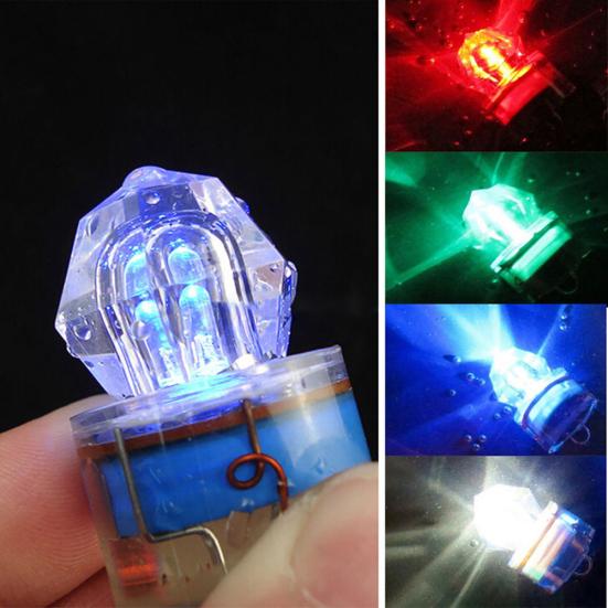 Fankeao Deep Sea Diamond Shape Underwater LED Fishing Light Squid Strobe Bait Lure Tool