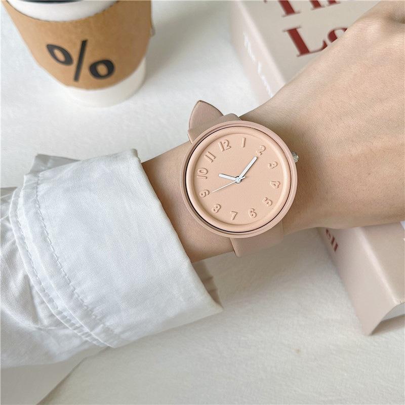 

UTHAI New Women s Quartz Watch Advanced Macaron lollipop Temperament Simple Retro Sen LadiesStudent Digital Watches Clock