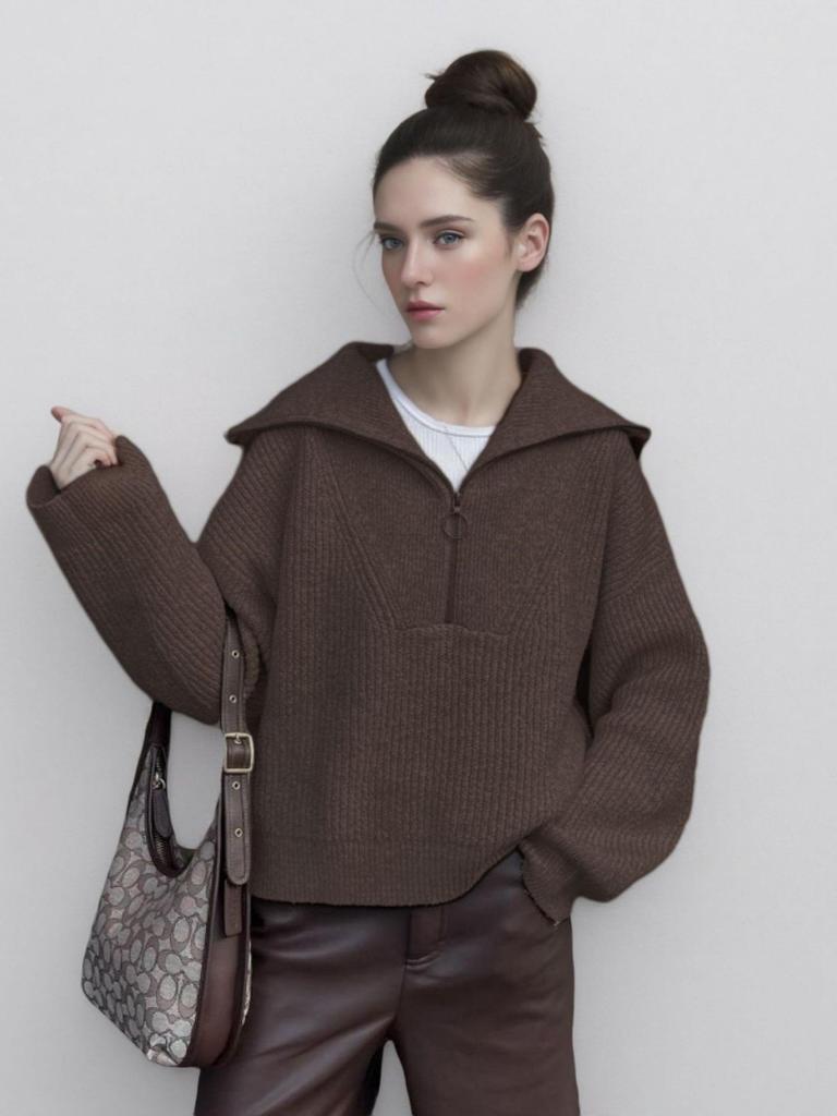 2025 Fall/Winter Women's High-End Half-Zip Pullover Sweater: Loose, Slimming Knit