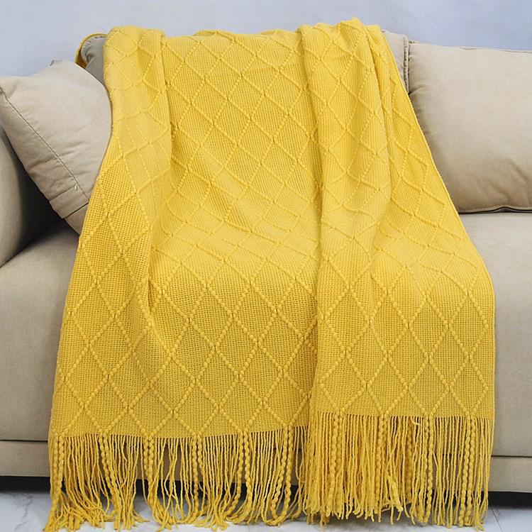 Strickdecke mit Quasten im nordischen Stil - Sofa, Bett oder Nickerchengebrauch