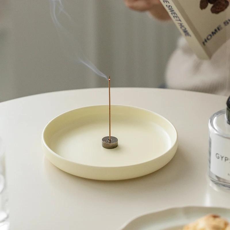 

Ceramic Metal Incense Holder Incense Tray Candle Holder Aromatherapy Diffuser Home Decoration Accessories For Office Livingroom