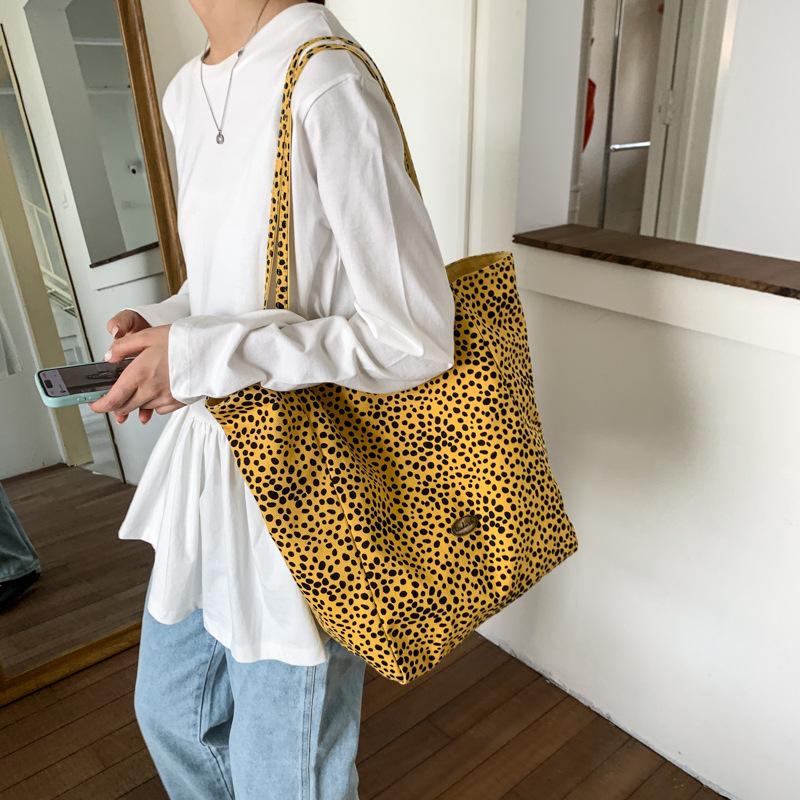 Simple and versatile shoulder canvas bag for college students in class Women's 2025 summer new large-capacity double-sided tote bag