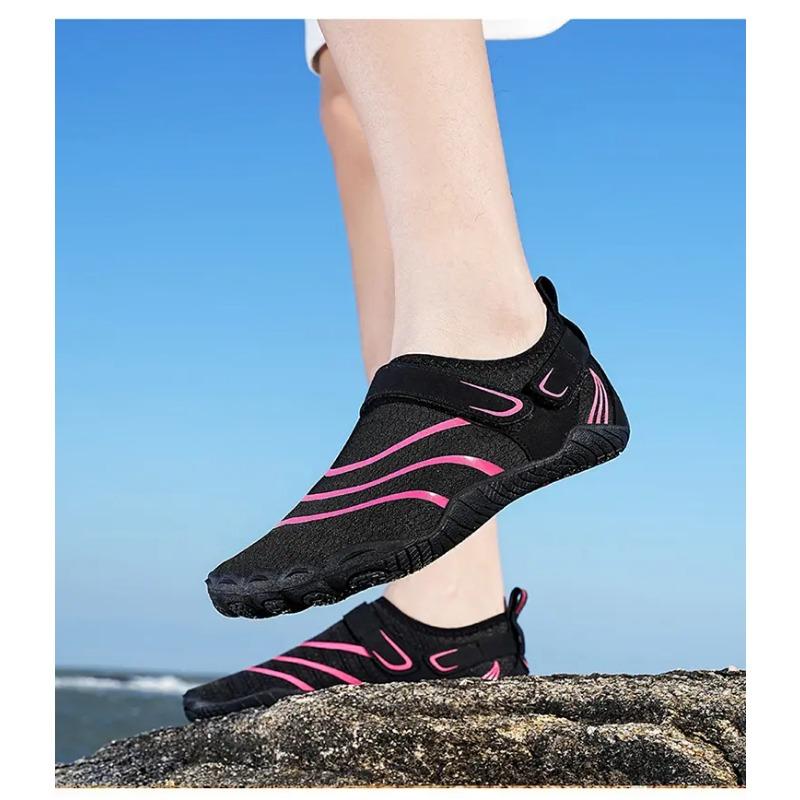 Unisex Water Shoes Quick Dry Breathable Aqua Shoes Non-Slip Lightweight Beach Swimming Shoes