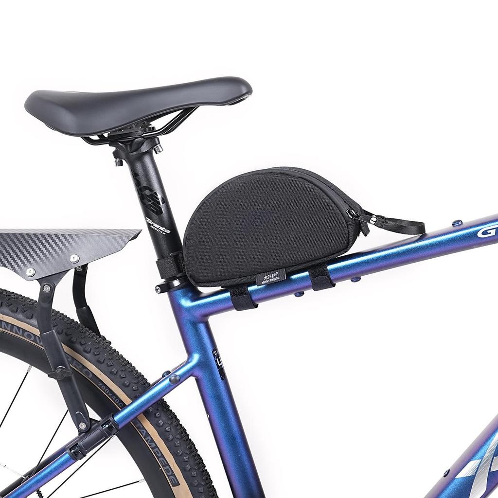 Kompakte 3D-Mummy-Fahrradtasche: Halbkreisförmige, geräumige, beinfreundliche Oberrohr-Aufbewahrung