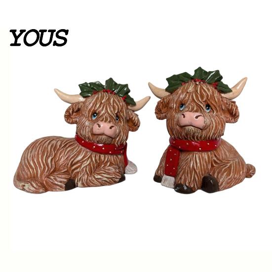 Winter Window Sill Accents 2Pcs Christmas Highland Cow Figurine, Resin Yak Statue with Red Gift for Lovers Scarf, Cute Animal Desktop Ornaments