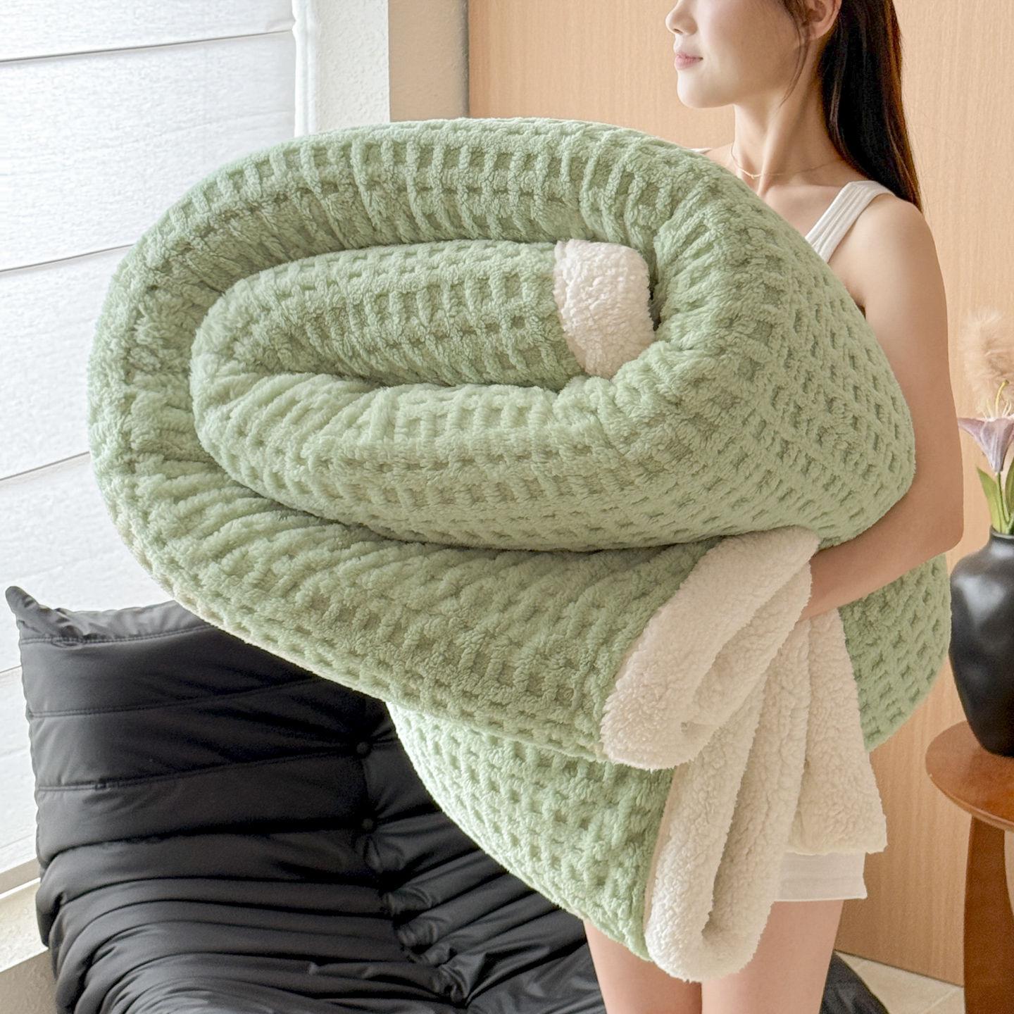 

Розкішний потовщений флісовий плед з овечої вовни - М який, теплий плед з коралового вельвету для зими, сну або використання на дивані 180x200cm Single Blanket