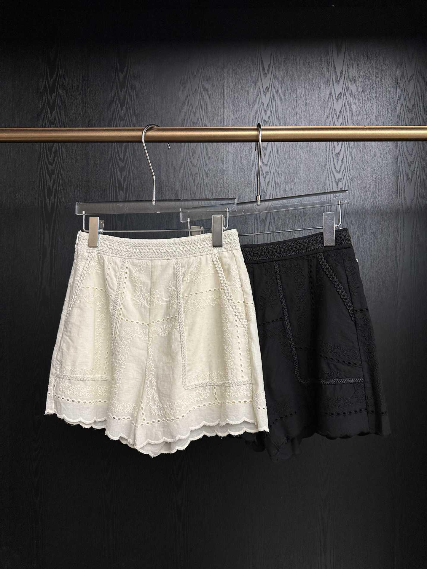 2026 Spring/Summer Women s High-Waist Slimming Shorts with Embroidered Sequins - Original Thirteen-Line Design Medium