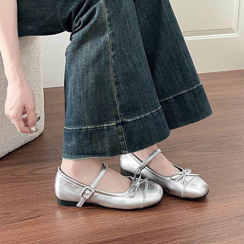 Retro Mori bow soft-soled Mary Jane shoes for women in the summer of 2025, the new versatile fairy style small leather shoes are trendy