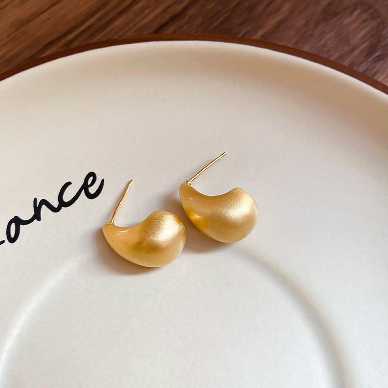 Metal Irregular Earrings European and American Retro Temperament Versatile Earrings Earrings