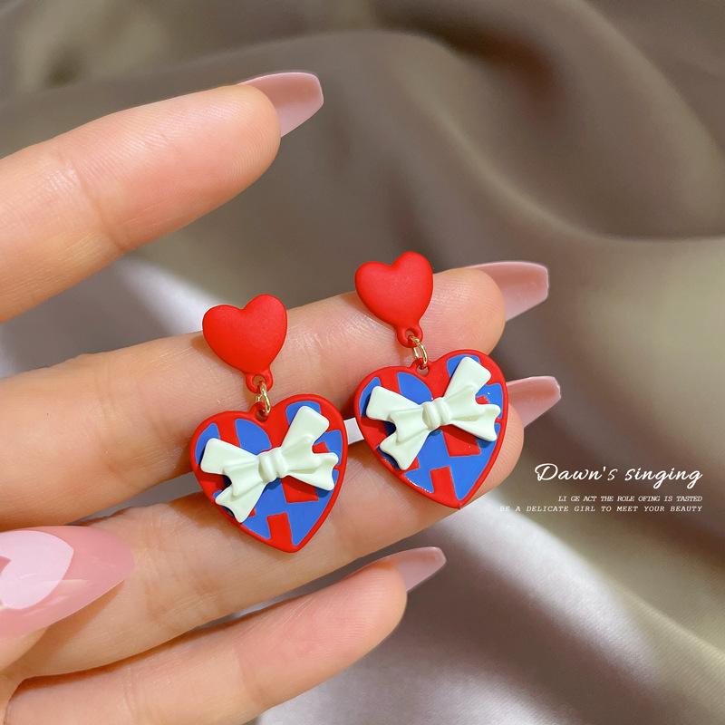 

Минималистичные серьги-гвоздики с сердечками для женщин, модные элегантные свадебные украшения для невесты, предотвращающие аллергию