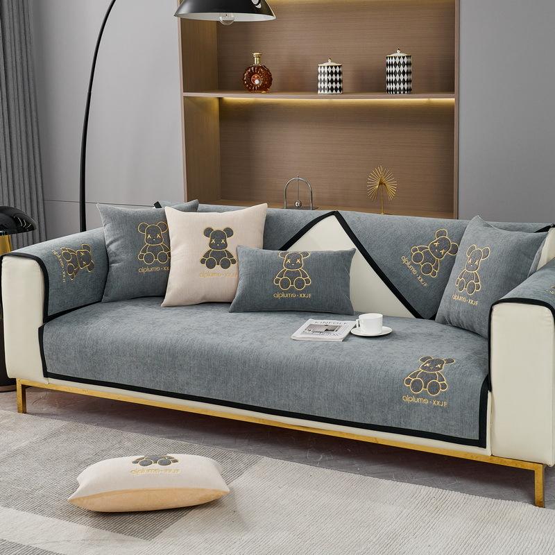 

High-Grade Light Luxury Sofa Cushion, Universal In All Seasons, All-Match Seat Cushion, All-Inclusive Sofa Cover, New Non-Slip Cover 70*70cm