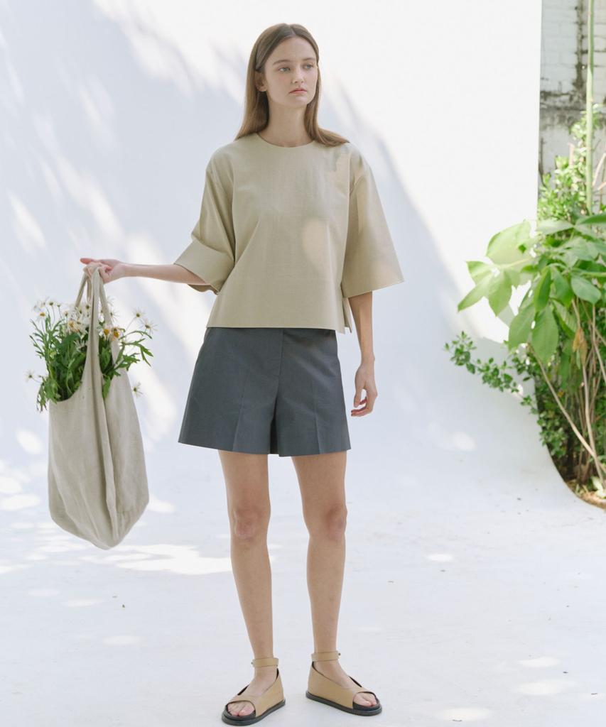 Okuka Essentials Simple Top, Sand Beige